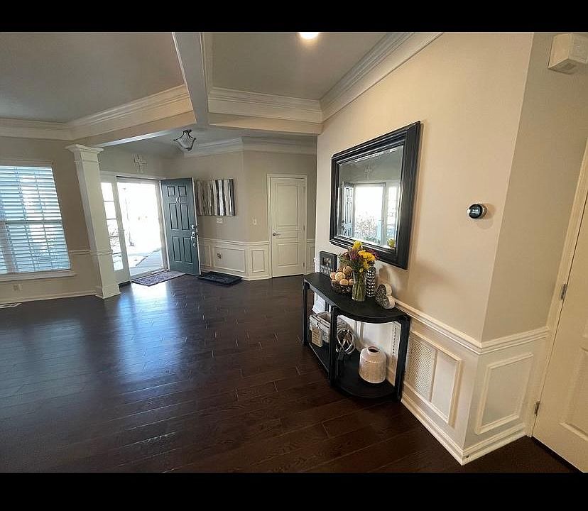 1st image of 1 Bainbridge Pl Unit 101
