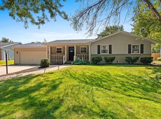 3091 Sundown Ct, Green Bay, WI 54313