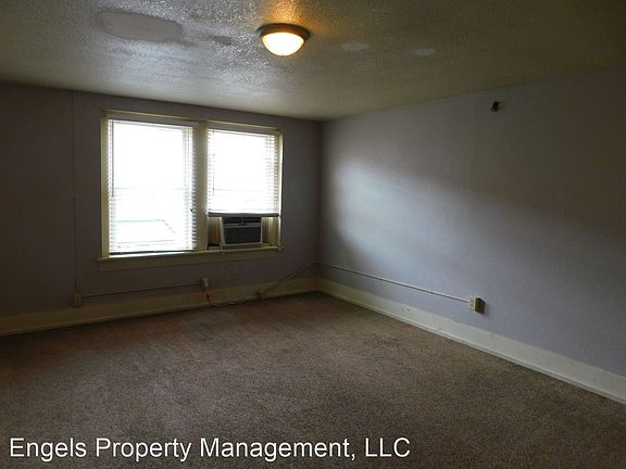 3rd image of 110 W Pne #4