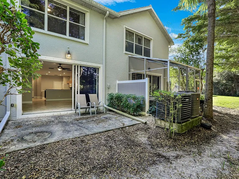 15715 Marcello Cir #113 — Photo 32