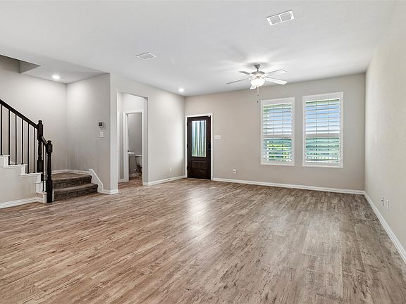 4th image of 7526 Ezra Mews