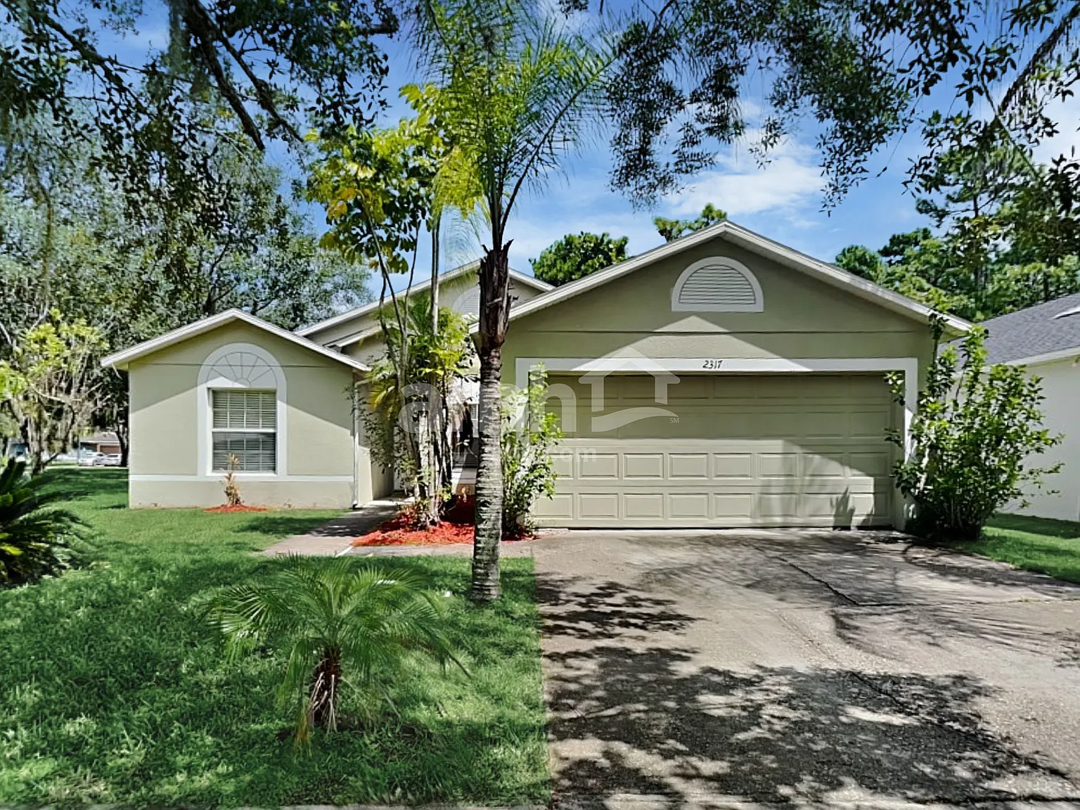 3 bed, 2.0 bath, 1498 sqft, $2,455 — Photo 1