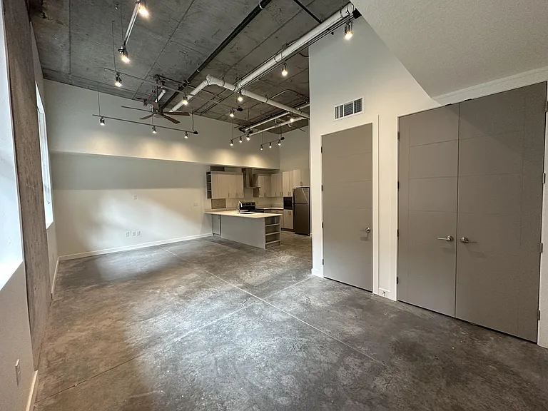 Paperbox Lofts — Photo 133