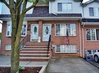 26 Rutherford Ct, Staten Island, NY 10309