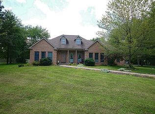 6238 Crestmont Dr, Butler, PA 16002