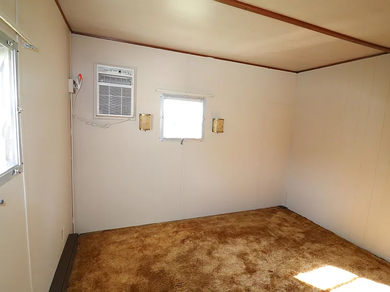 956 Hammon Ave — Photo 10