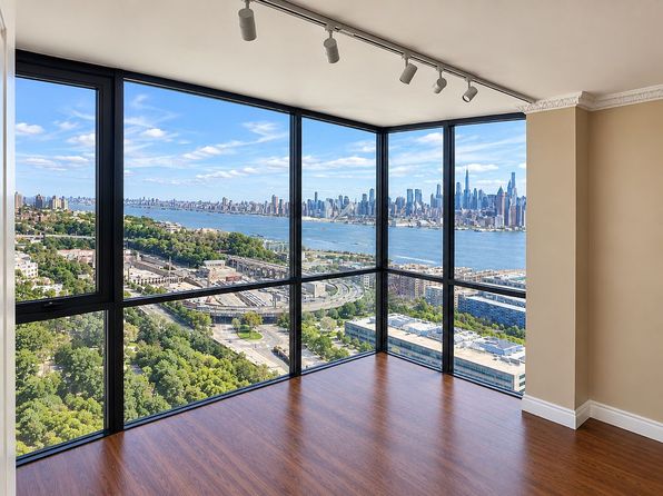 380 Mountain Rd APT 2002