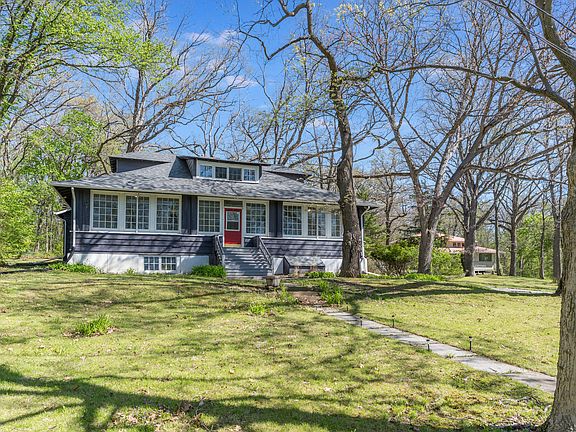 2nd image of 1915 Highland Park Dr