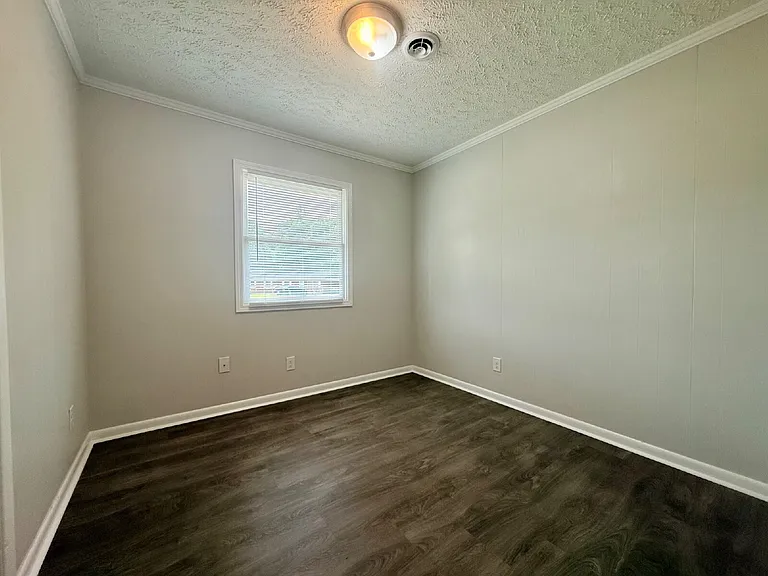 4730 Rosehill Rd — Photo 13