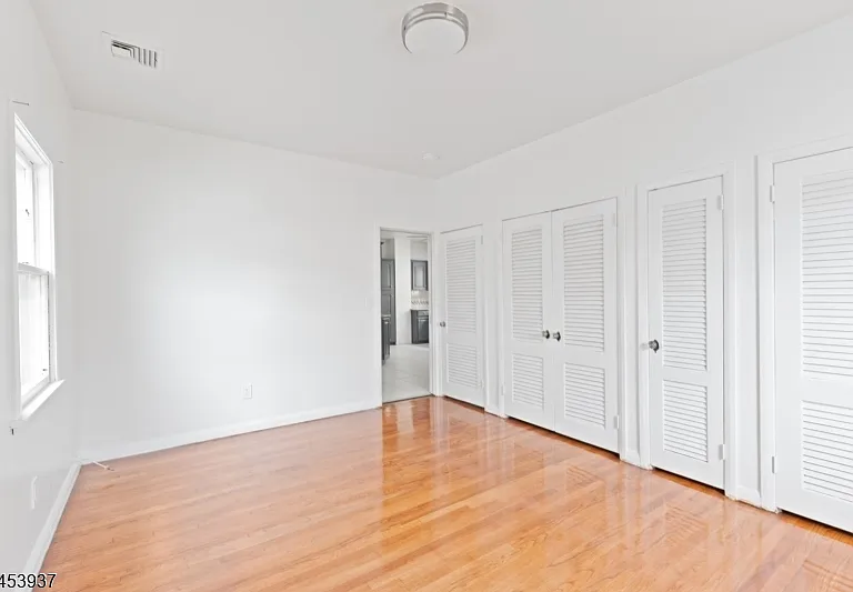 297 Delaware Ave — Photo 10