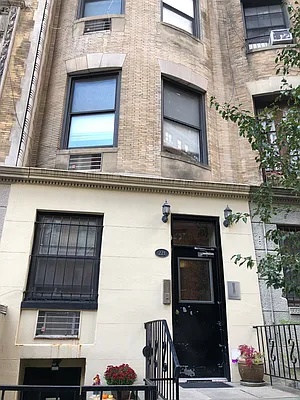 Rented by Corcoran | media 15