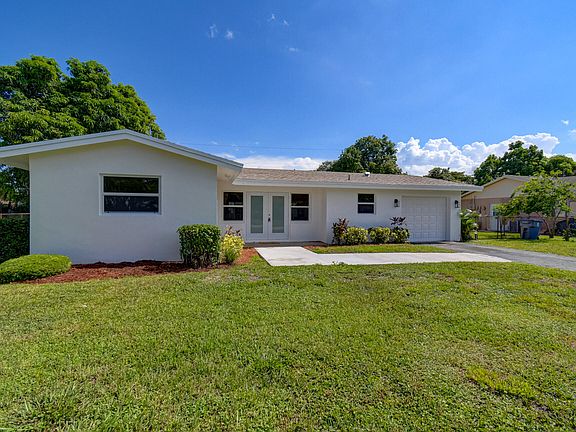 2nd image of 4586 Ellwood Drive