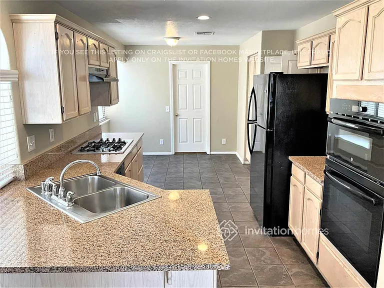 7900 Turtle Cove Ave — Photo 7