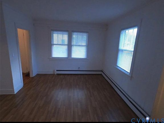 4th image of 207 N Old Church St