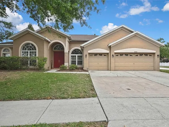 10322 Riverburn Dr, Tampa, FL 33647