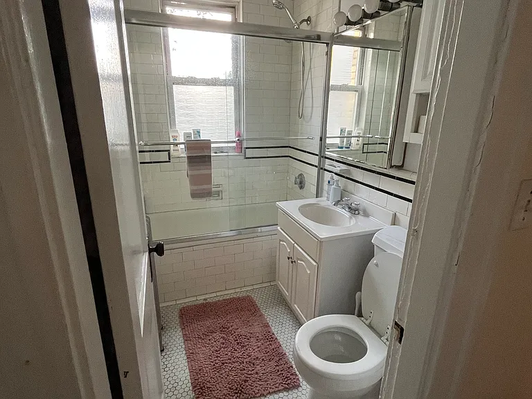 15 Melvin Ave #5 — Photo 8