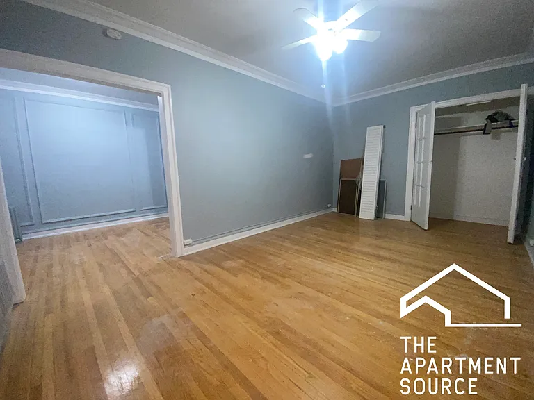 1365 W Estes Ave #2P — Photo 5