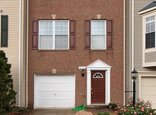 43176 Lawnsberry Sq, Ashburn, VA 20147