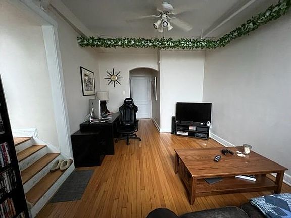 3rd image of 4813 N Bell Ave #G