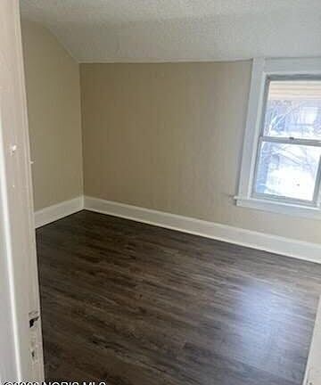 3rd image of 1512 Vinal St