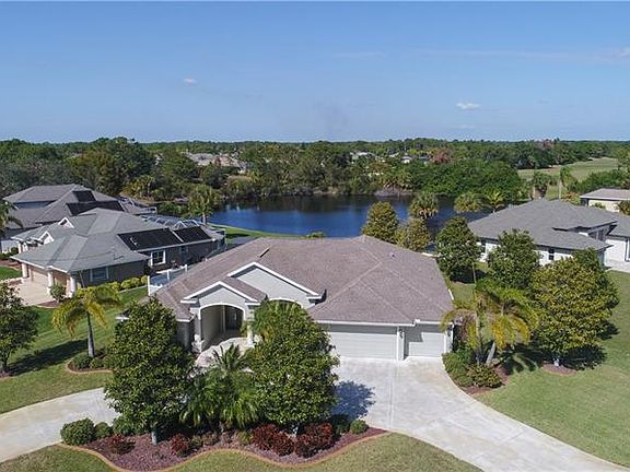 3rd image of 1016 Rotonda Cir