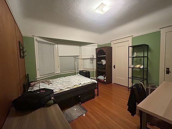 3rd image of 1326 Oxford St #3