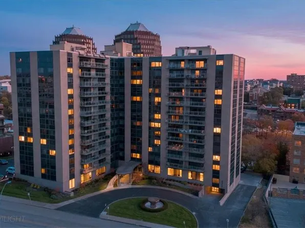 4545 Wornall Rd APT Le-3, Kansas City, MO 64111