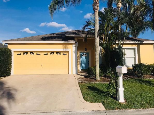 1242 Olympic Cir, Greenacres, FL 33413