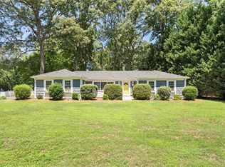 4831 Welwyn Rd, Winston Salem, NC 27104