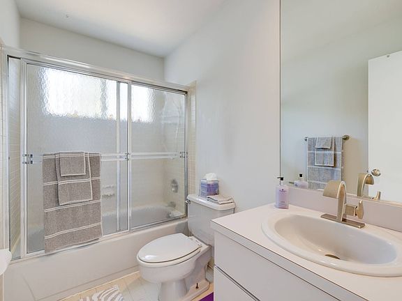 5th image of 684 Hands Creek Rd