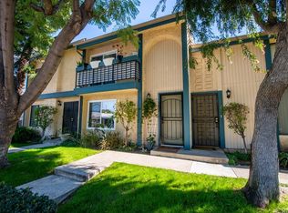 6824 Forbes Ave, Van Nuys, CA 91406