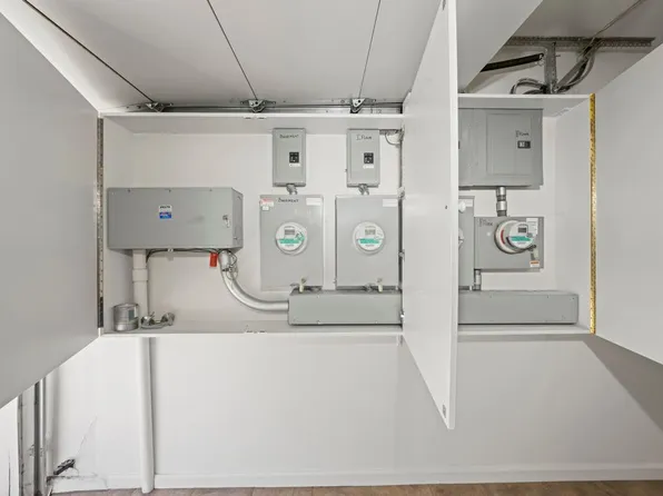 248 Avenue P image 41 of 51