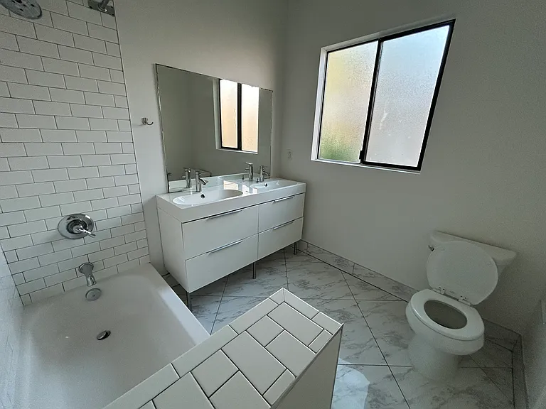 4356 Burns Ave #3 — Photo 11
