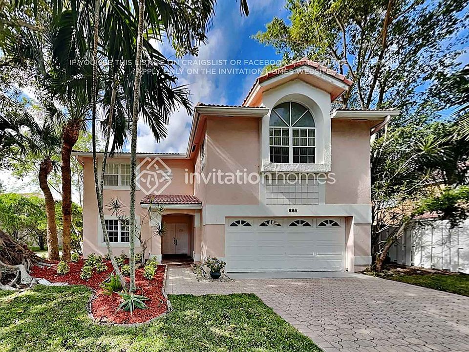 1st image of 685 NW 133rd Dr