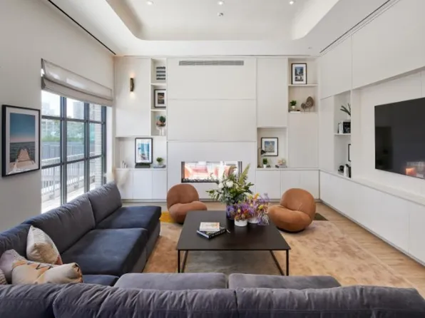 160 Front Street image 5 of 18