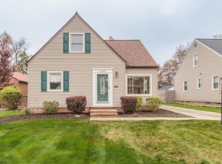10262 Keswick Dr, Parma Heights, OH 44130