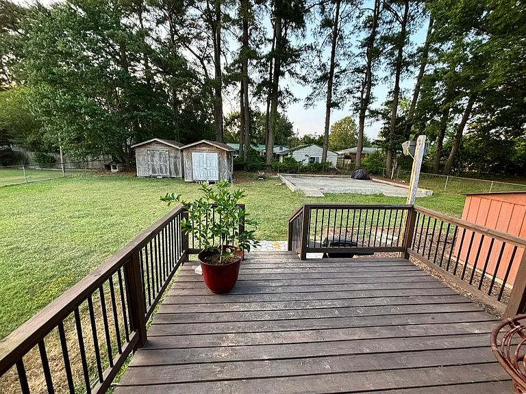 308 Pace St — Photo 3
