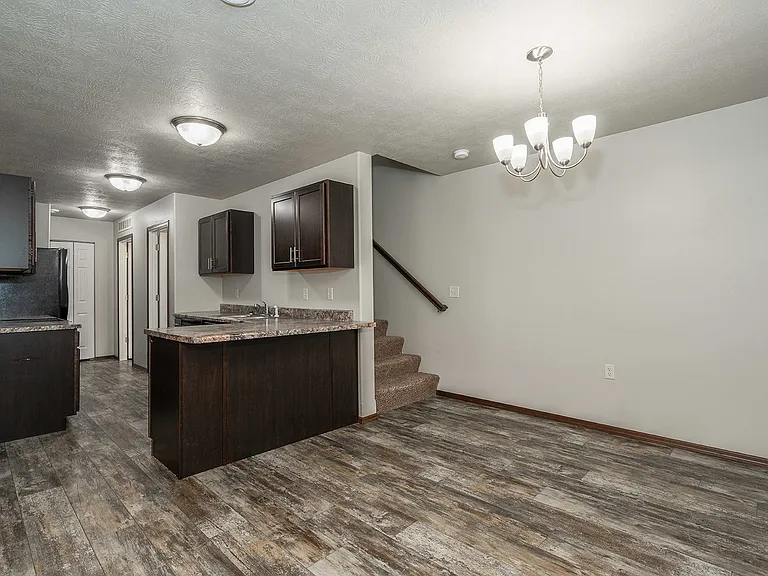 Beal Townhomes — Photo 4