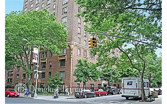 Rented by Douglas Elliman | media 10