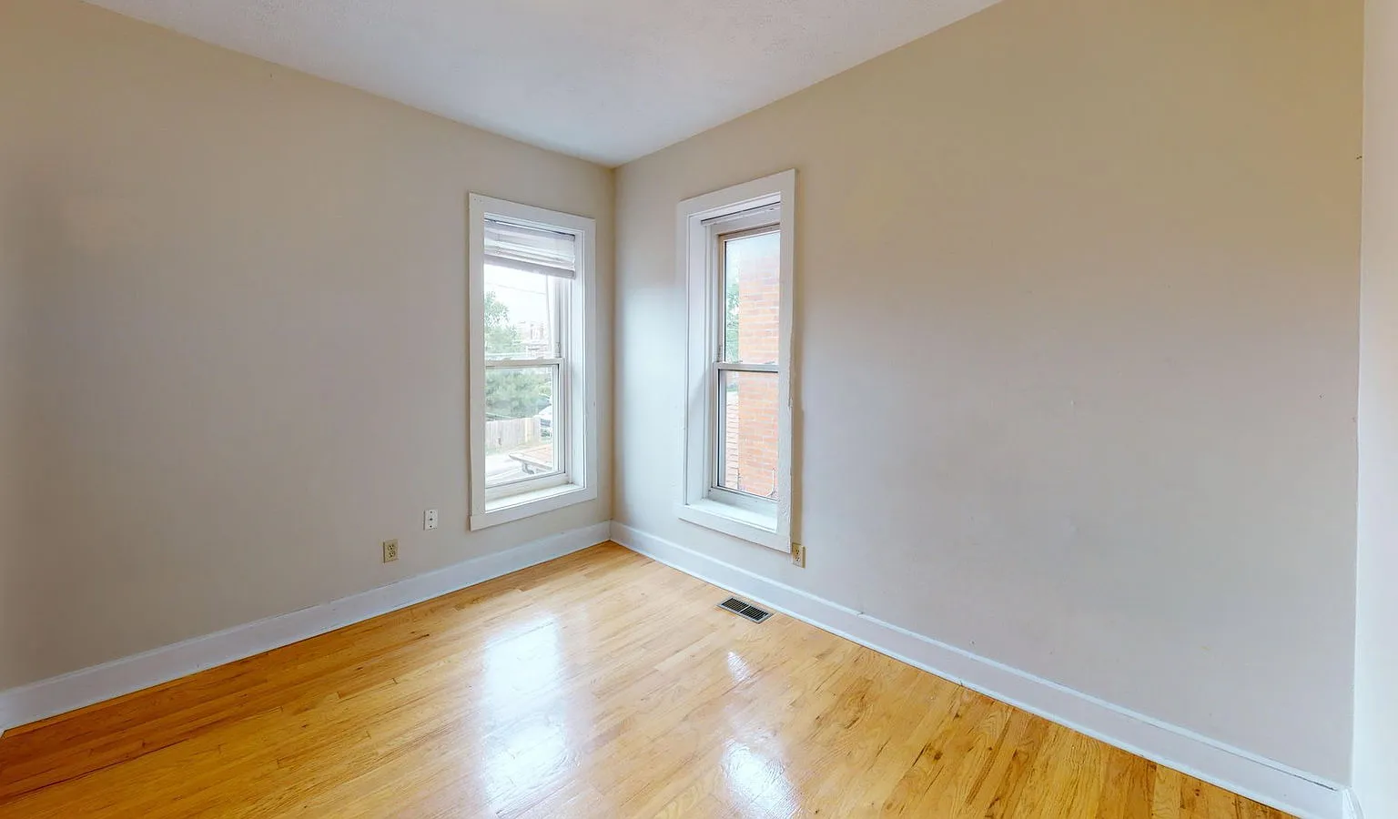 3 bed, 1.0 bath, $1,656 — Photo 3