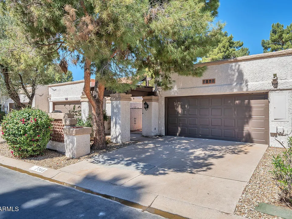 7368 E Pleasant Run