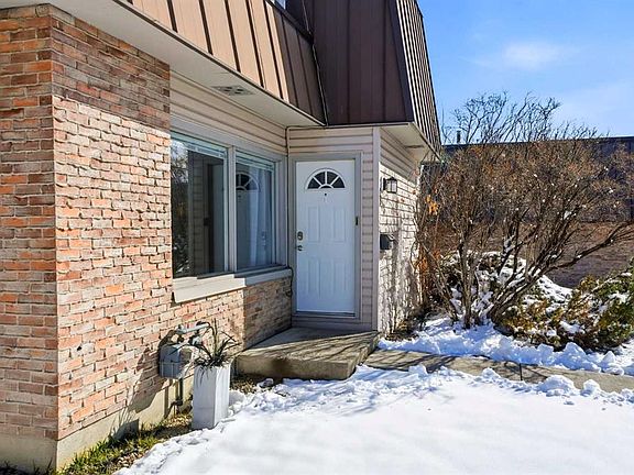 4th image of 773 S Kingsmere Cres SW