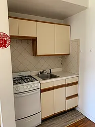 Rented by Salon Realty Corp