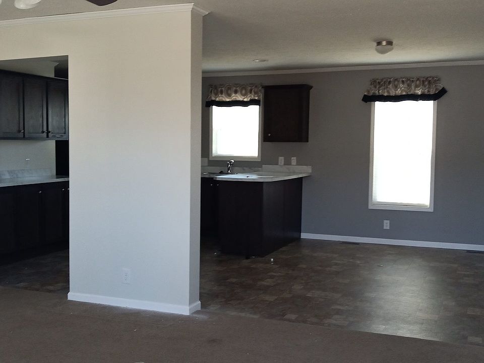 2nd image of 4020 County Farm Rd #329