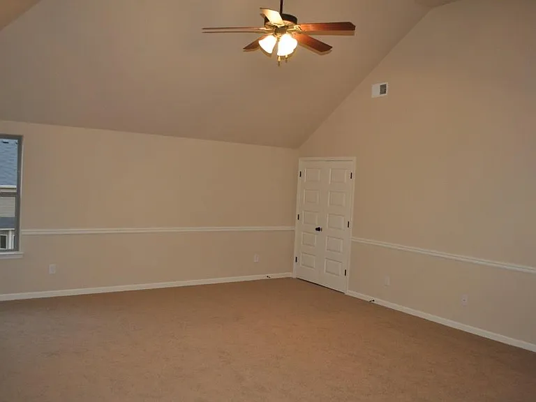 1455 Forest Brook Trl — Photo 15