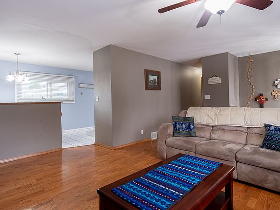 4th image of 2604 Craig Hill Dr