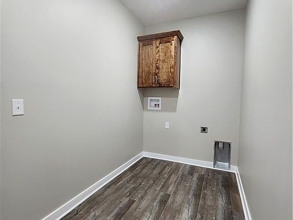 2nd image of 26 SW 491st Rd