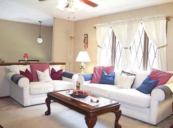 5th image of 303 Shela Blvd