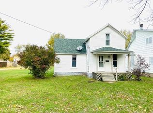 612 E Chestnut St, Hoopeston, IL 60942