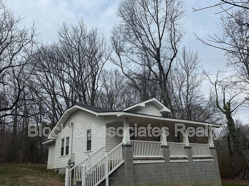 1st image of 1314 Uwharrie St